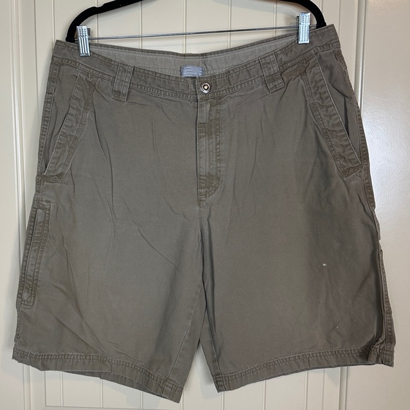 Columbia Other - Columbia Cotton Hiking Fishing Outdoor Casual 11" chino‎ shorts, sz 38